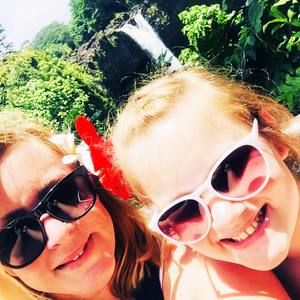 Meet your Posher, Crystaldawn